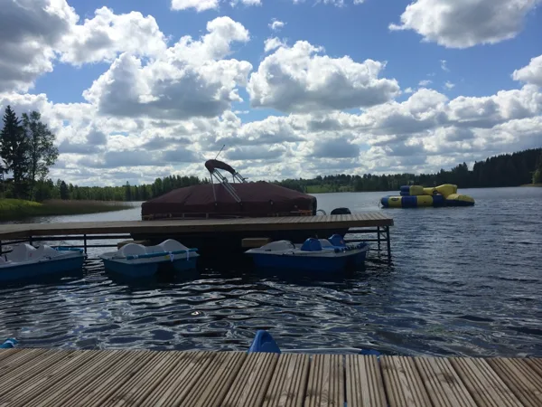 BOAT HOUSE
